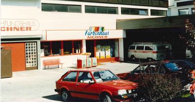 022 1986 Farbengeschäft